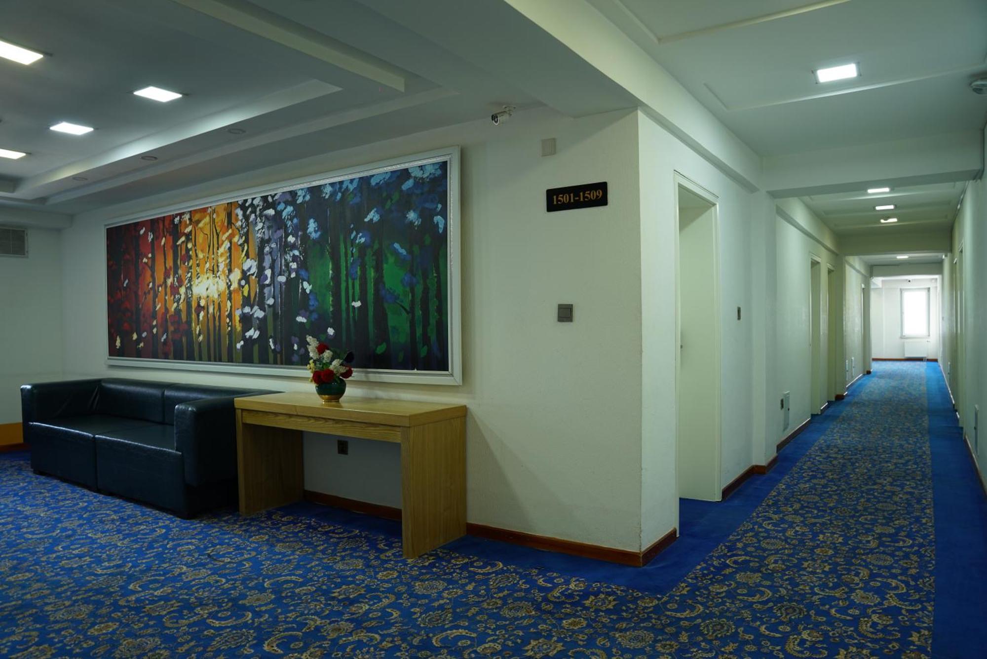Ub Grand Hotel Ulaanbaatar Bagian luar foto